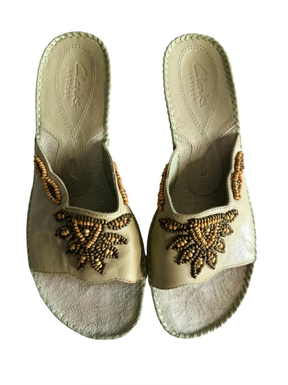 Clarks Artisan leather slide sandals with wooden bead embellishment Size 8